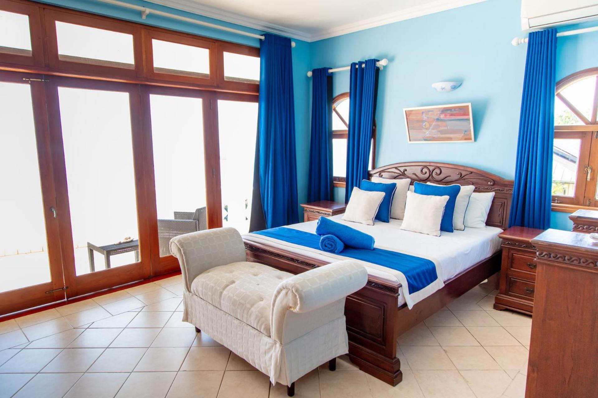 Blu Vista Villa *